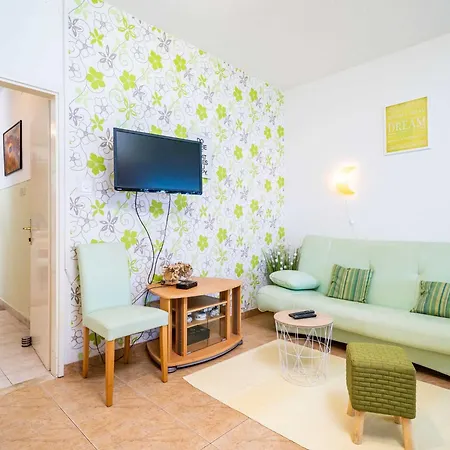 Apartment Nikolina Lu - One-bedroom With Terrace Lumbarda