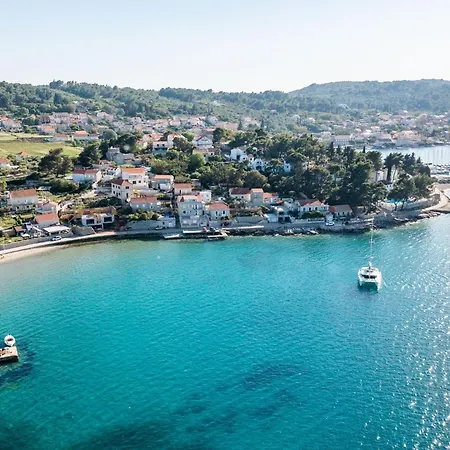 Apartment Nikolina Lu - One-bedroom With Terrace Lumbarda