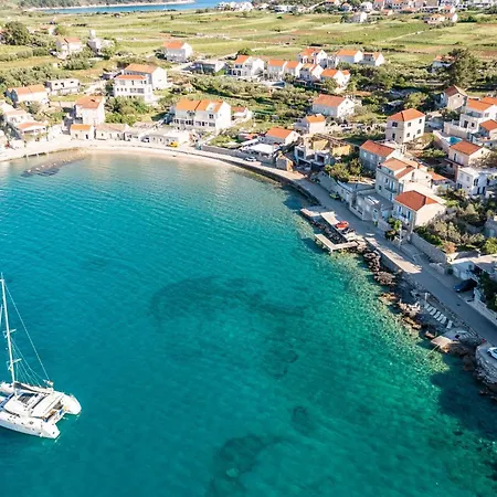 Nikolina Lu - One-bedroom With Terrace * Lumbarda