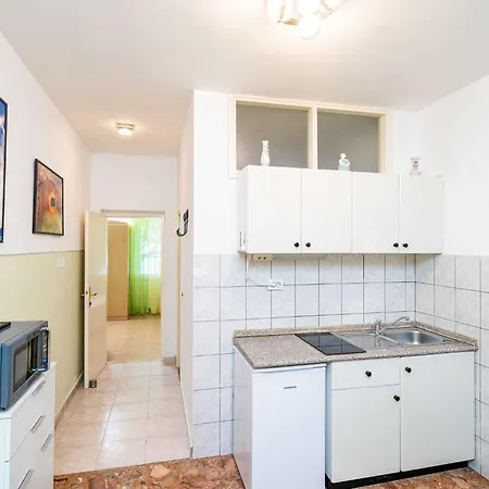 Nikolina Lu - One-bedroom With Terrace Lumbarda