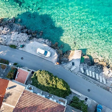 Nikolina Lu - One-bedroom With Terrace *